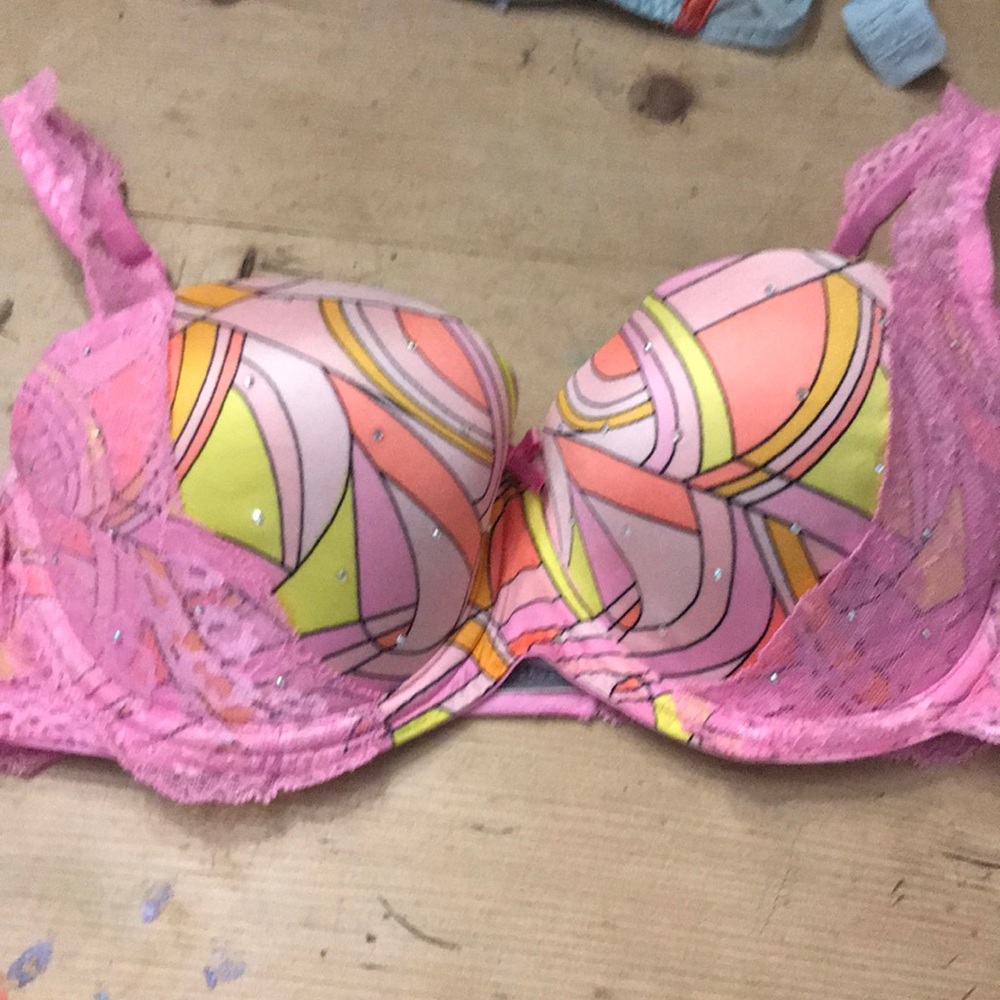 Victoria secret bra